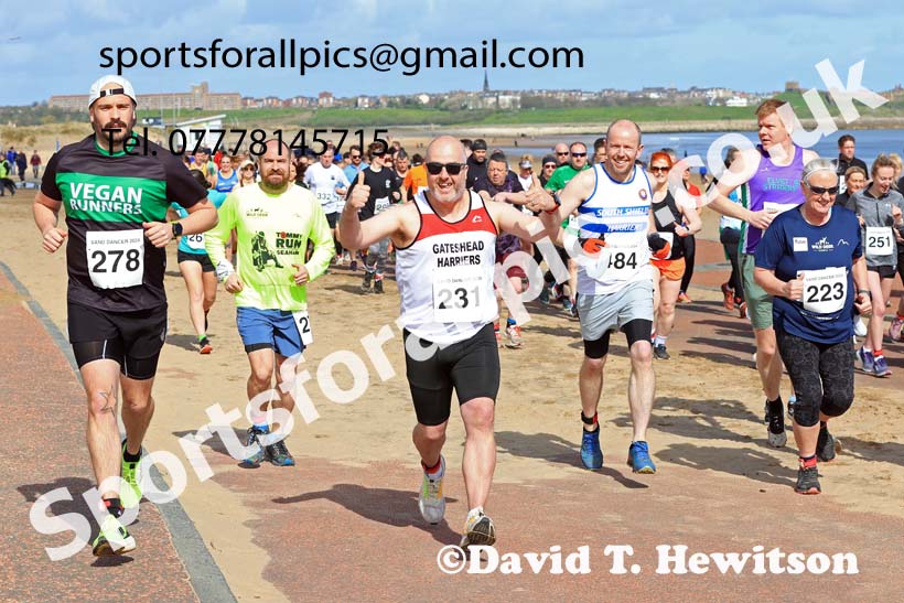 The 2024 Sand Dancer 10k Multi-Terrain, South Shields.  Photo: David T. Hewitson/Sports for All Pics